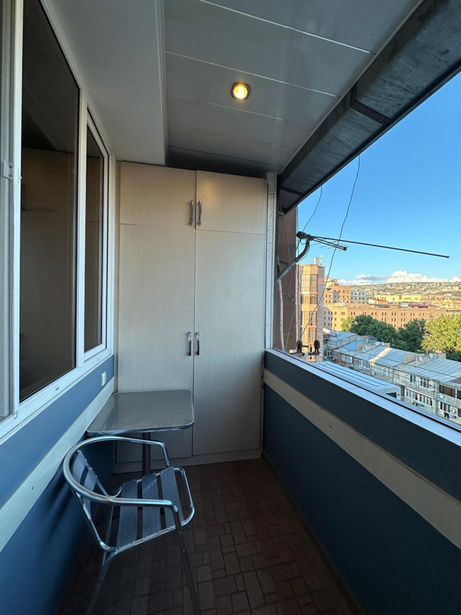 Yeznik Koghbatsi - Amiryan Crossroads 1 Bedroom Comfy Apartment With Balcony Ko100 Erévan Extérieur photo